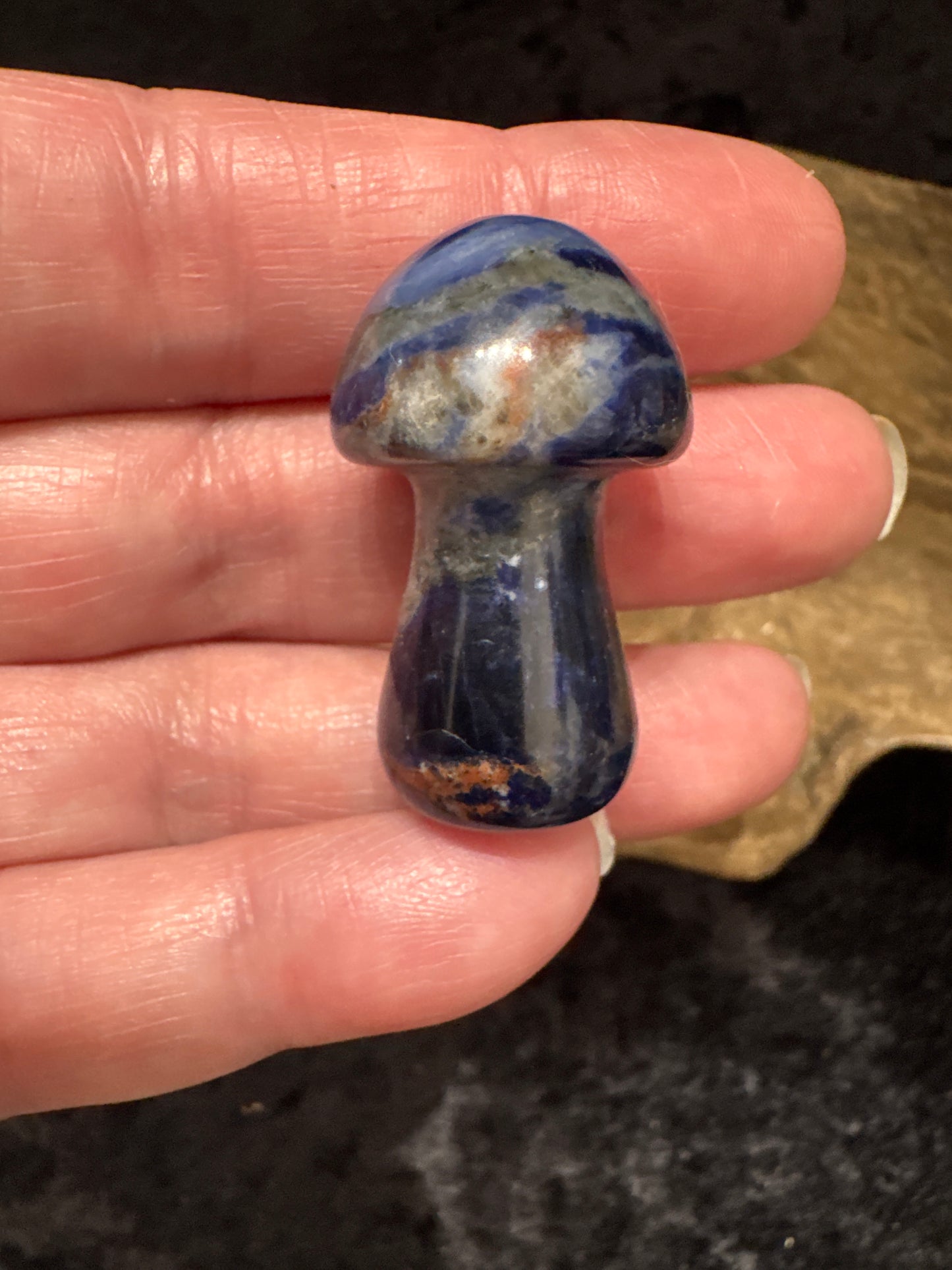 Gemstone mushroom carvings - Intuitive pick