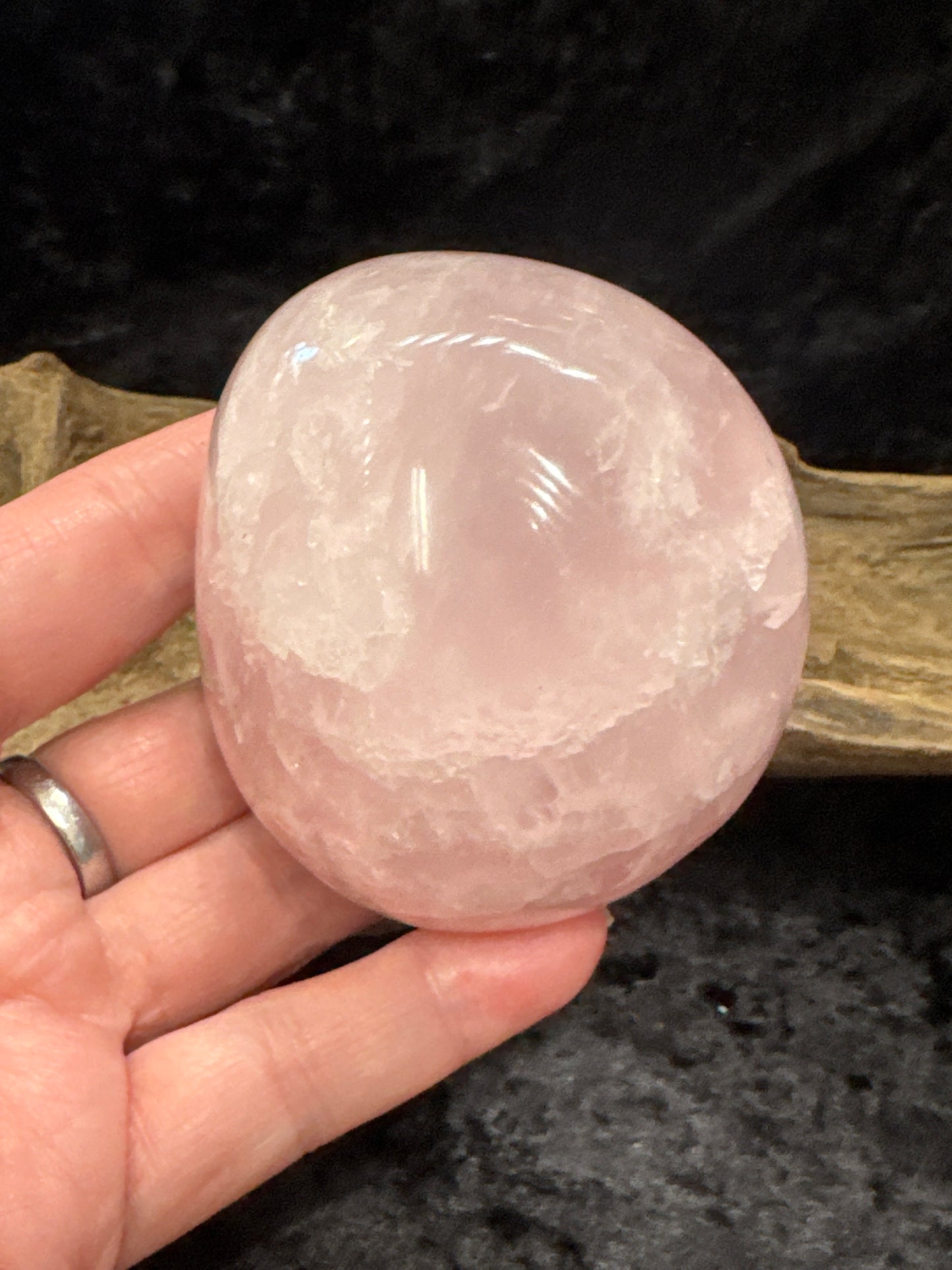 Rose quartz palm stone - large