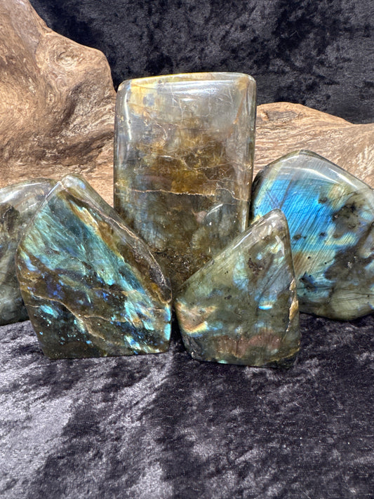 Labradorite polished free form