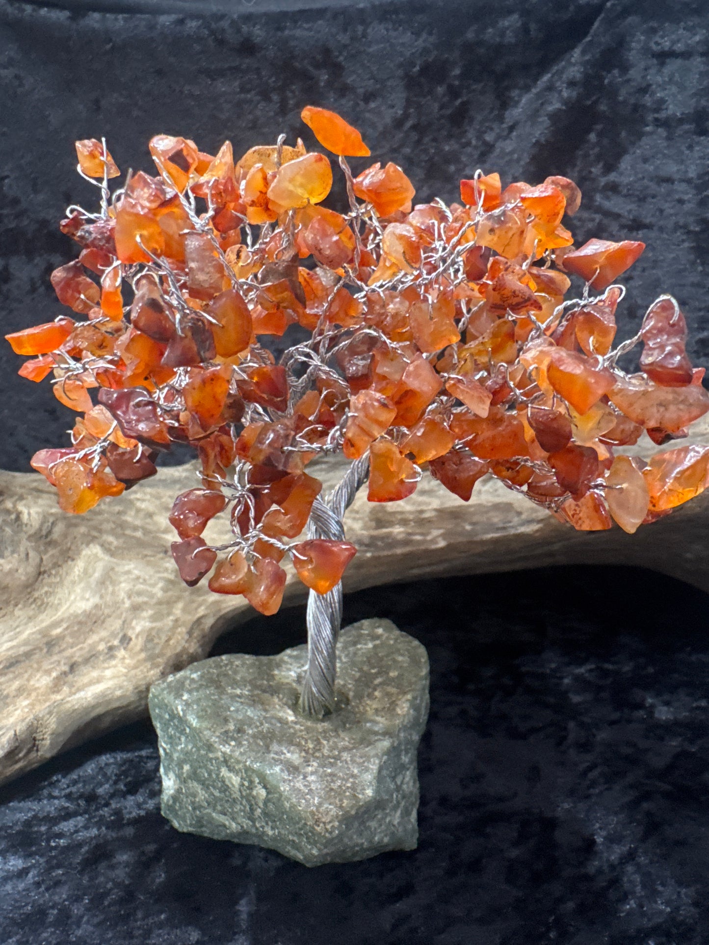 Carnelian gem tree