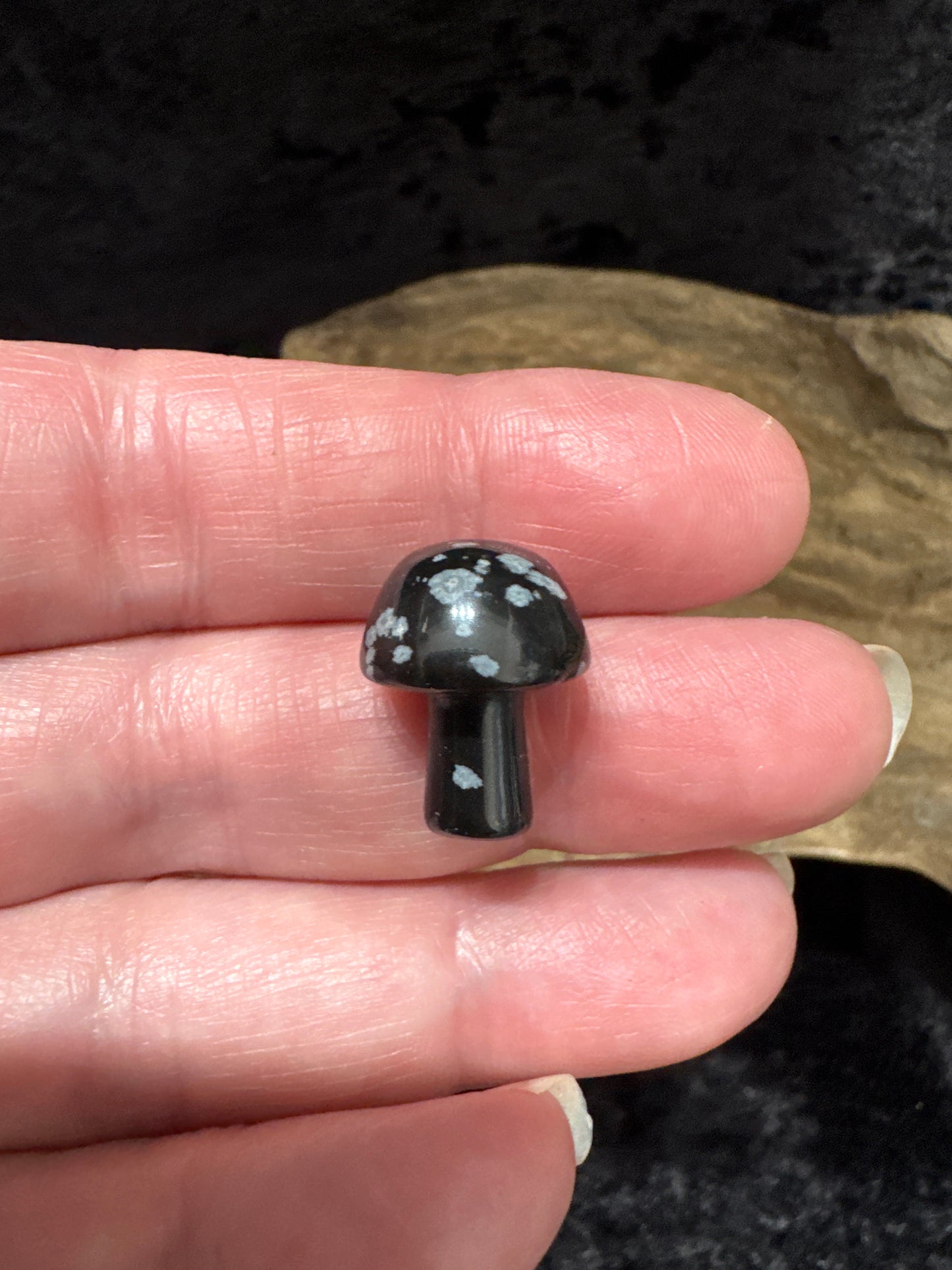 Gemstone mushroom carvings - Intuitive pick
