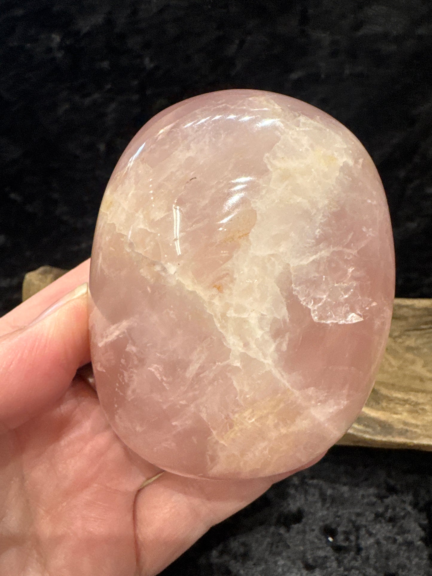Rose quartz palm stone - large