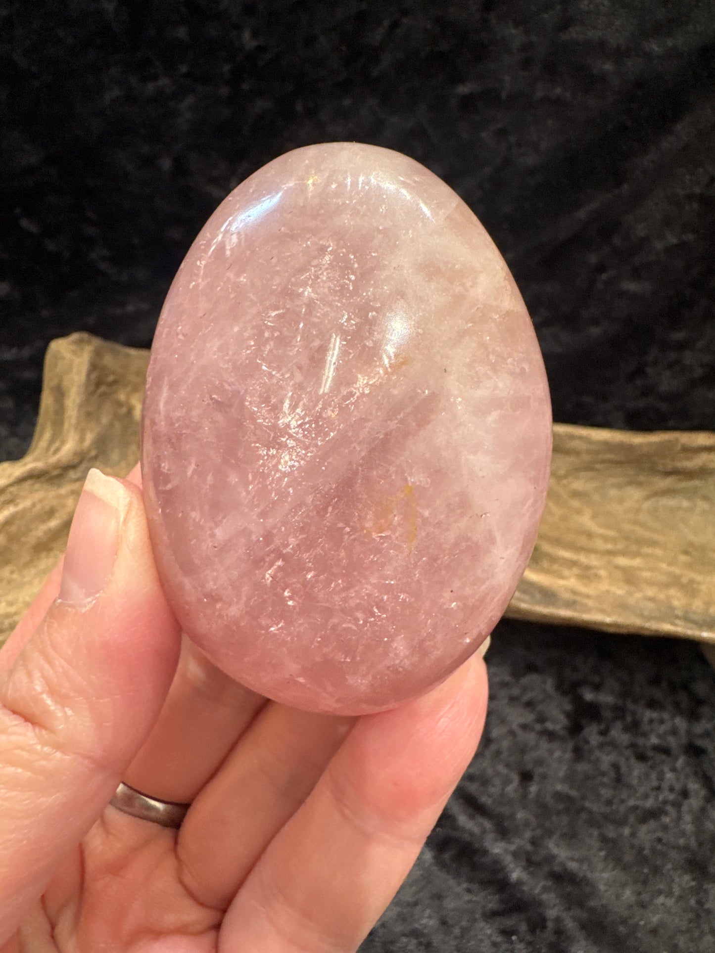 Rose quartz palm stone