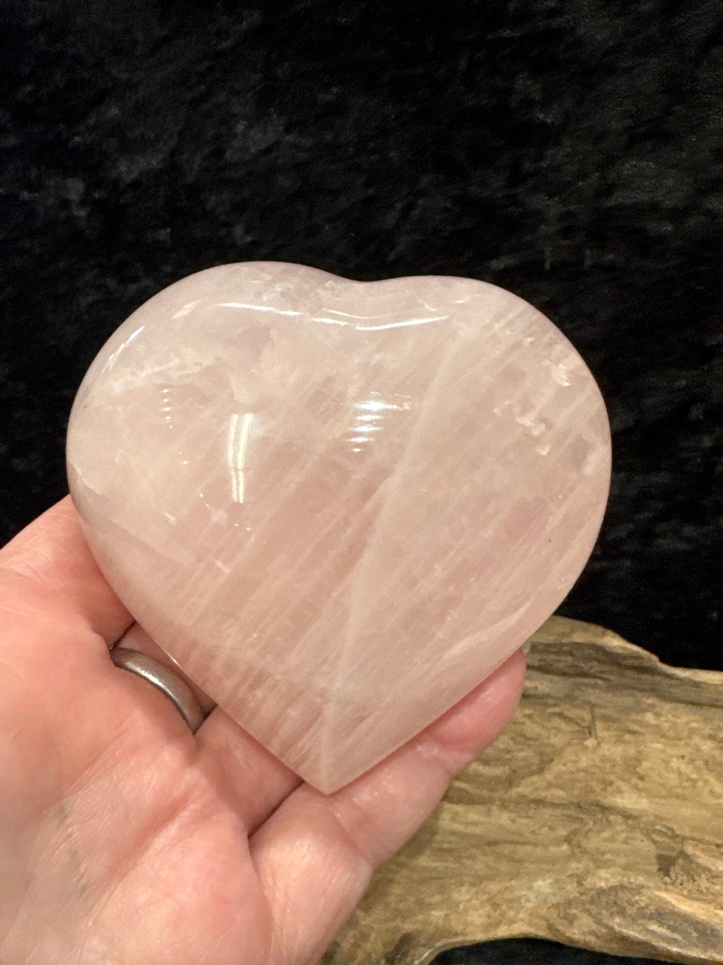 Rose quartz hearts - medium