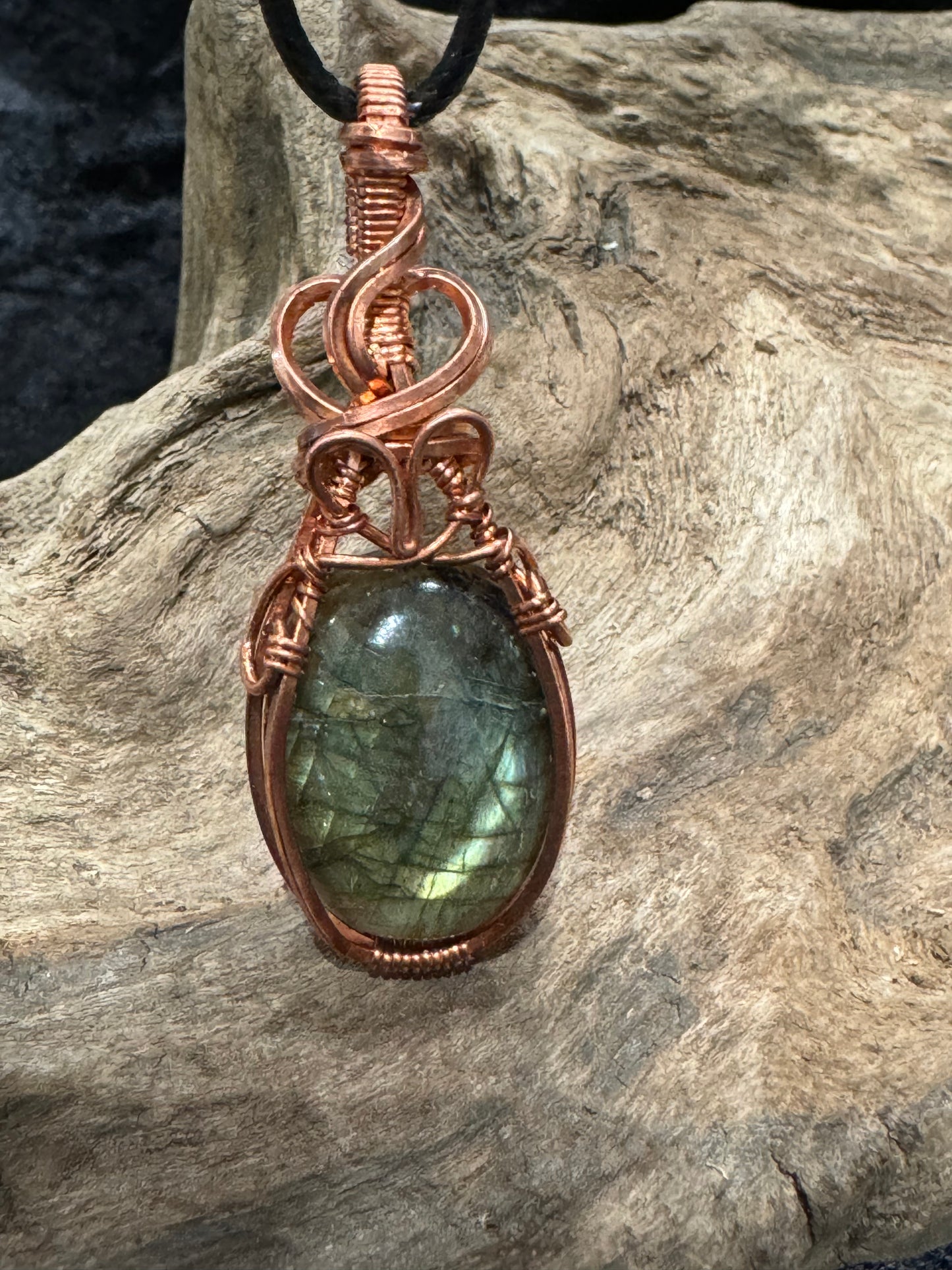 Labradorite wire wrapped pendant - I know