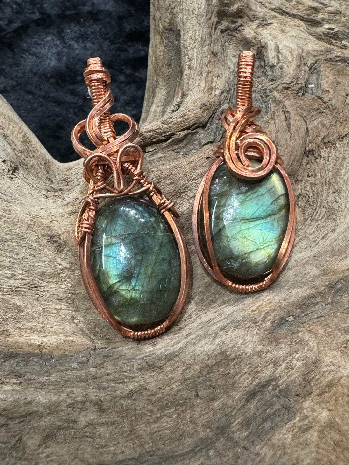 Labradorite wire wrapped pendant - I know