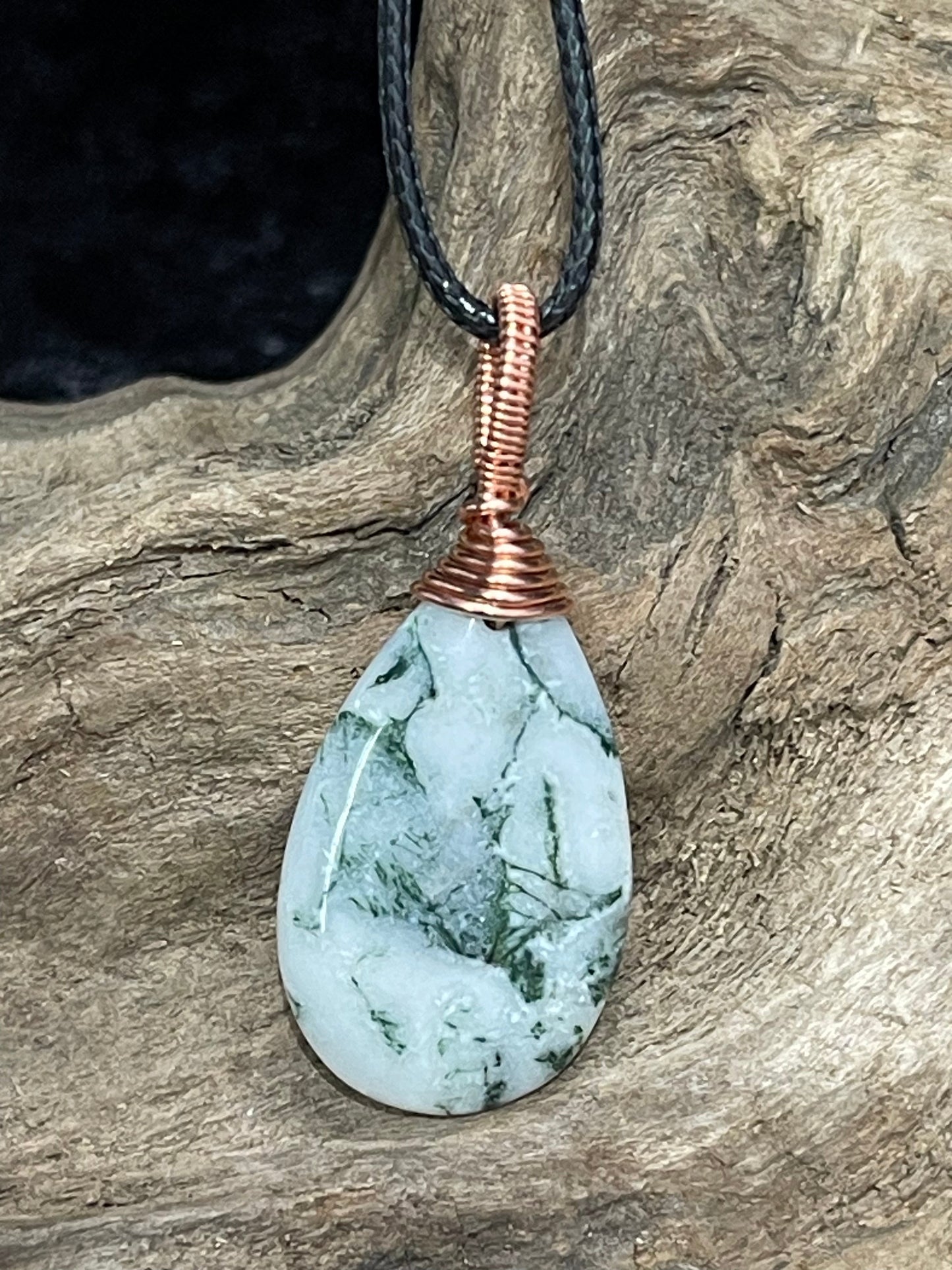 Tree Agate pendant - I am one with nature