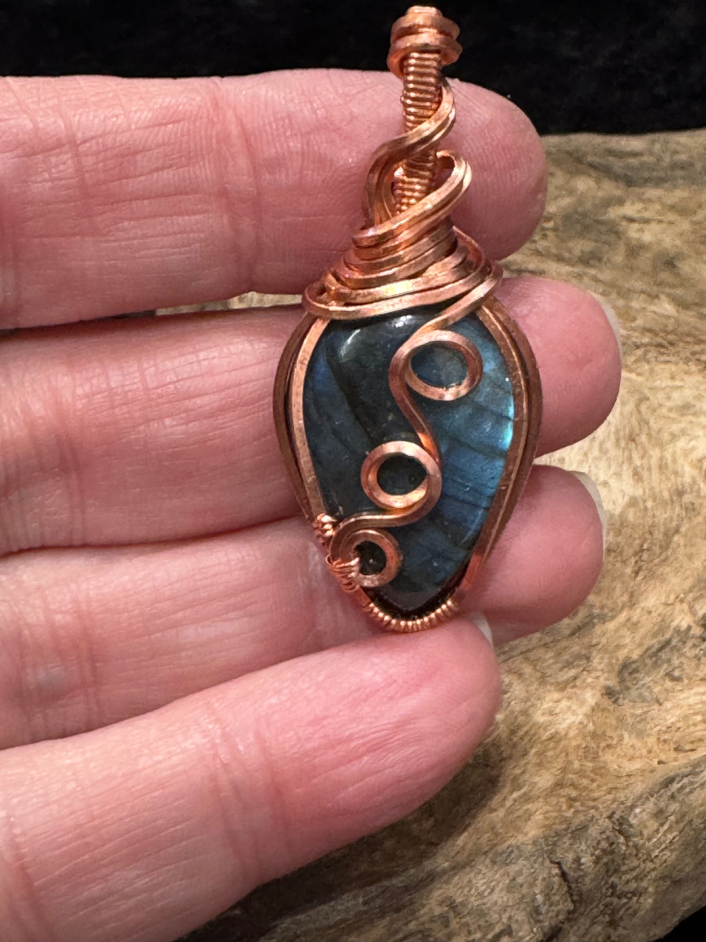 Labradorite wire wrapped pendant - I know