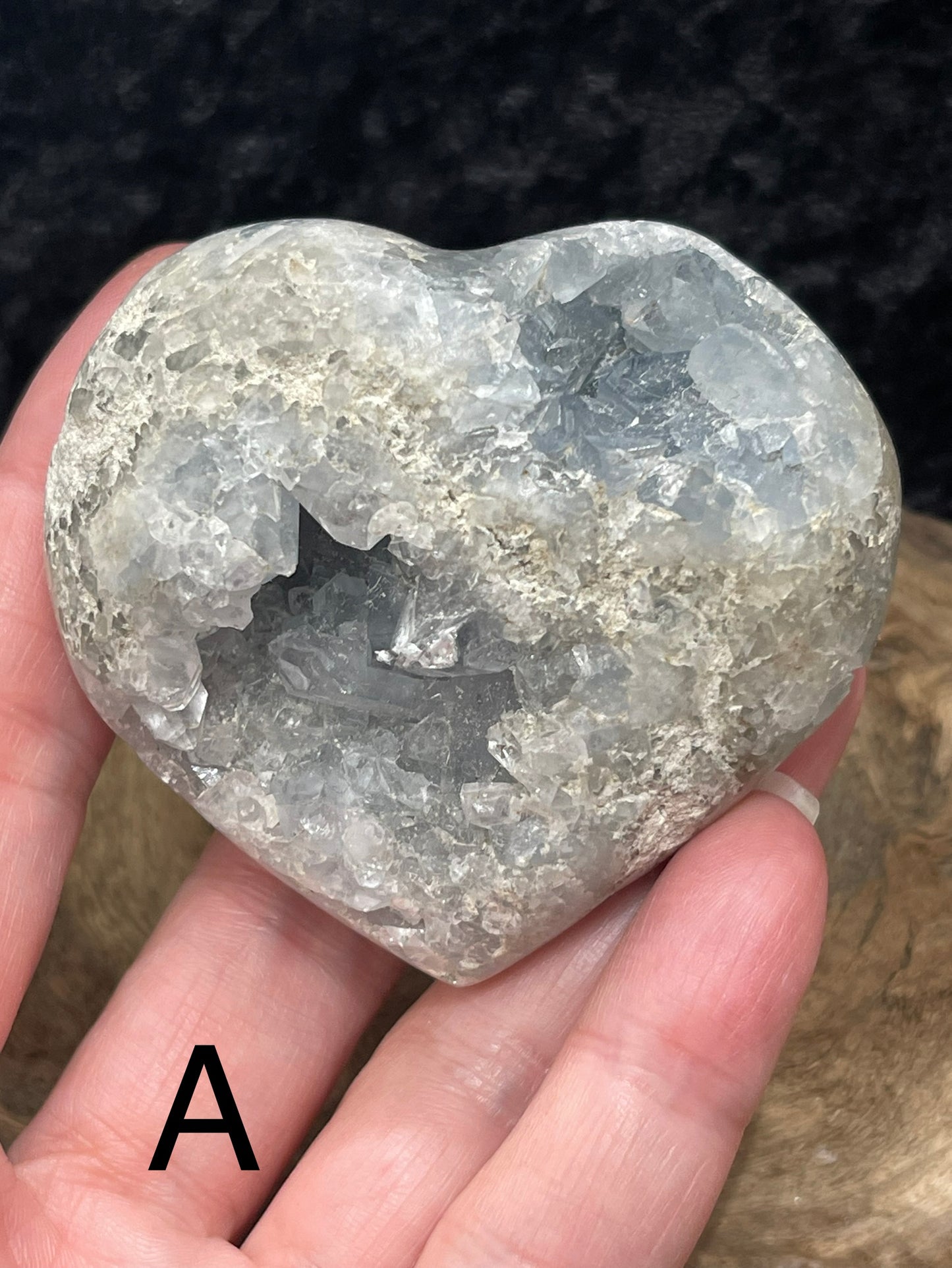 Celestite clusters