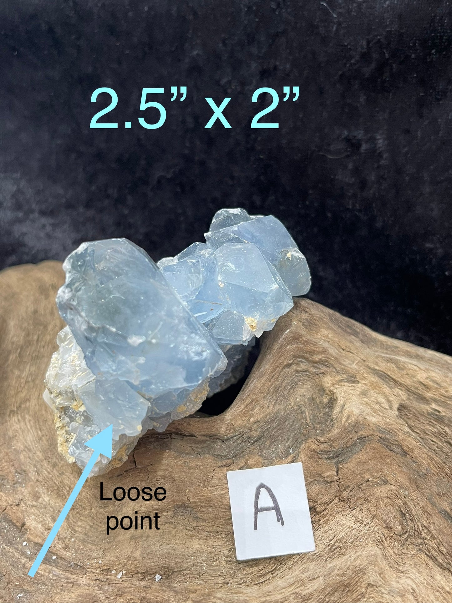 Celestite clusters