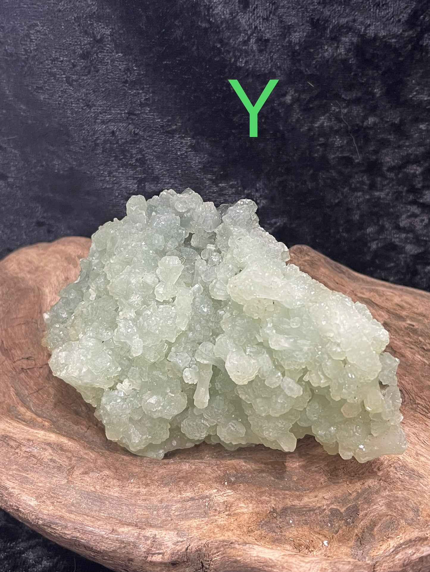 Prehnite clusters