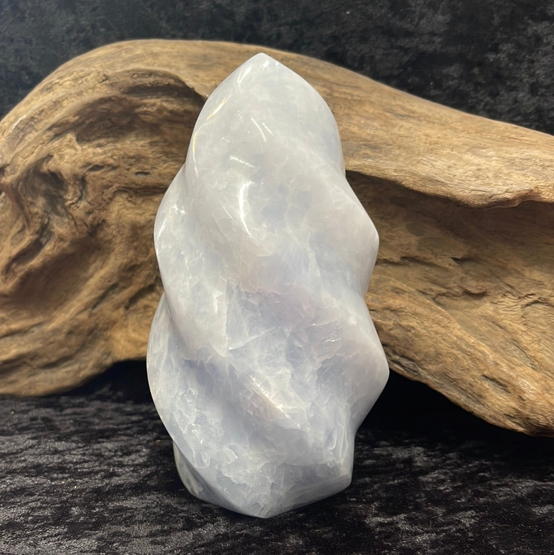 Blue calcite flame