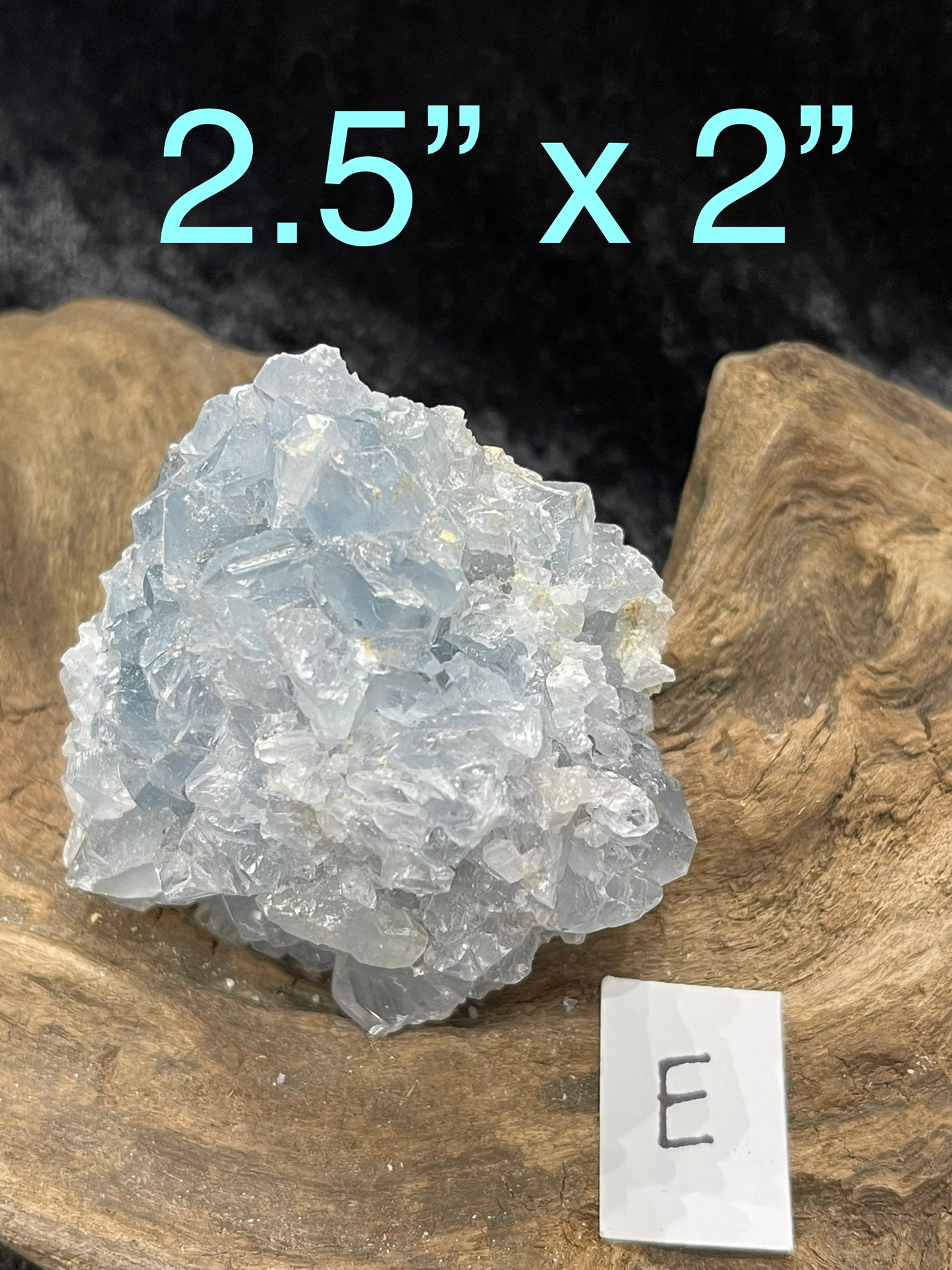 Celestite clusters