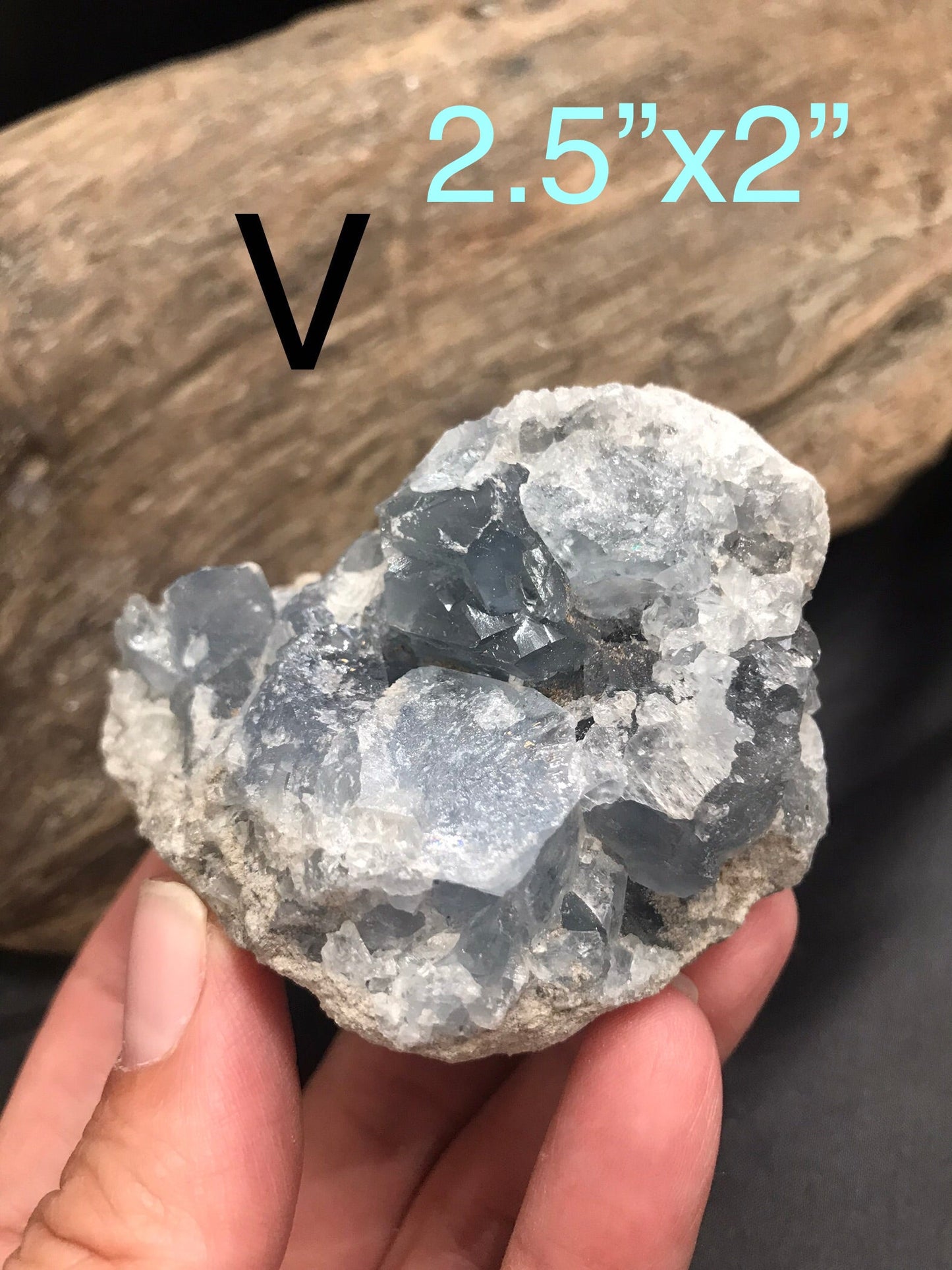 Celestite clusters