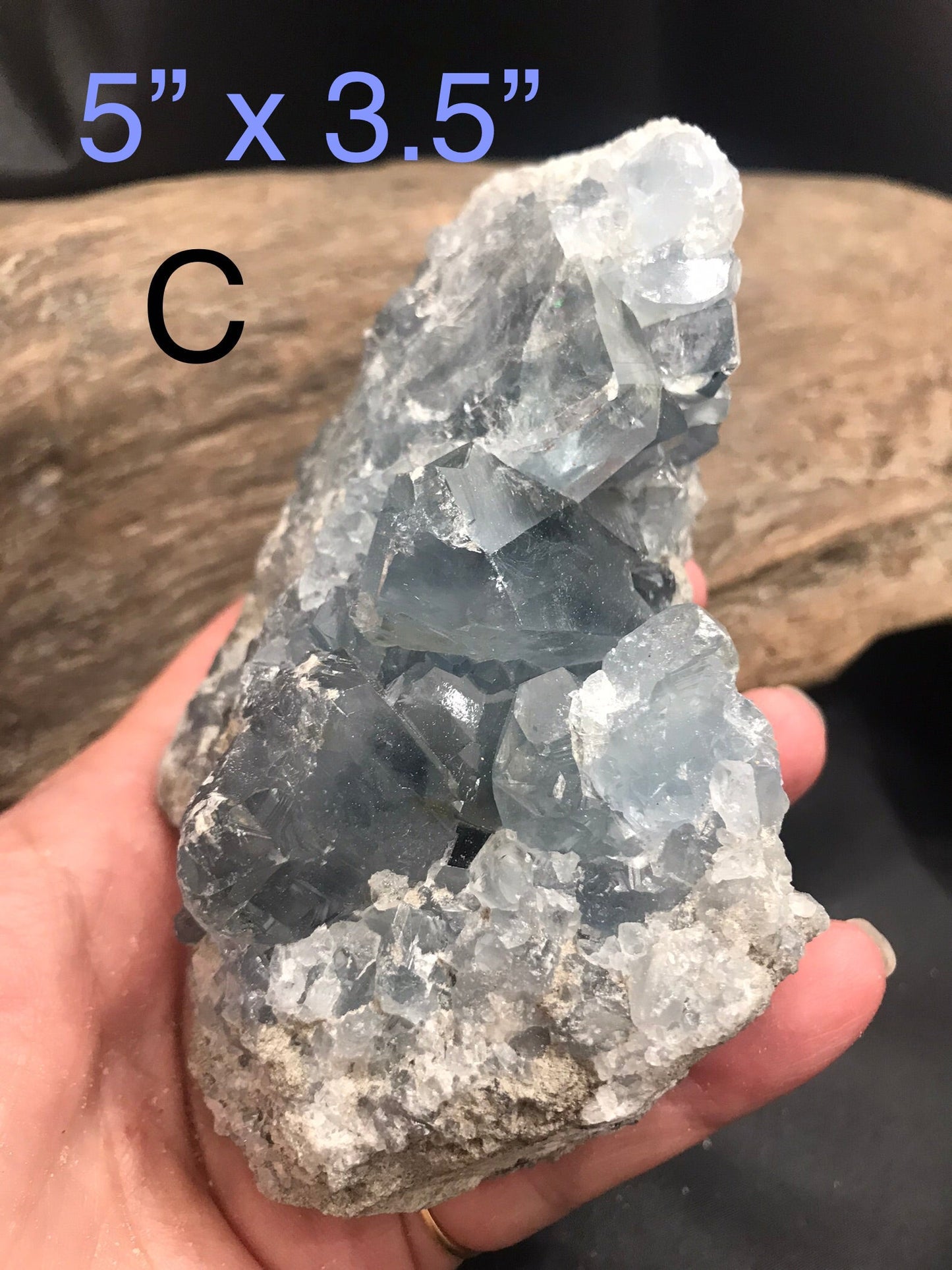 Celestite clusters