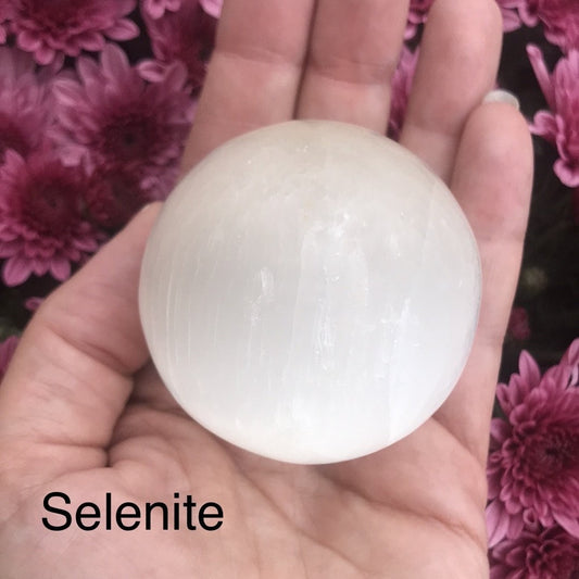 Selenite sphere 7-8cm
