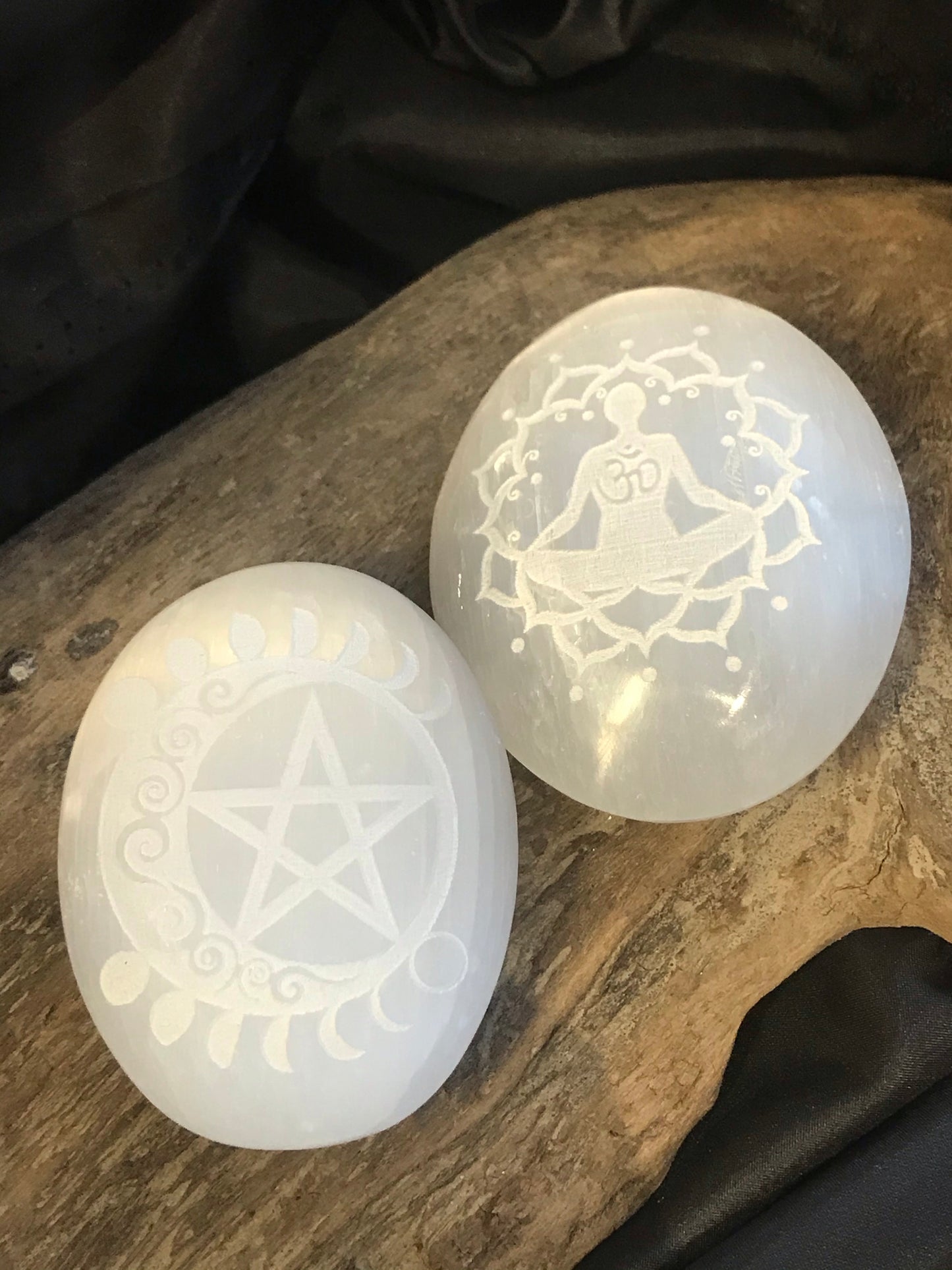Selenite palm stones - etched