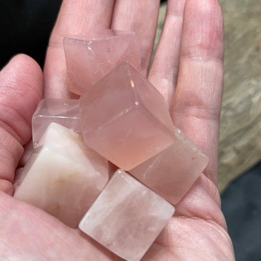 Rose quartz cube