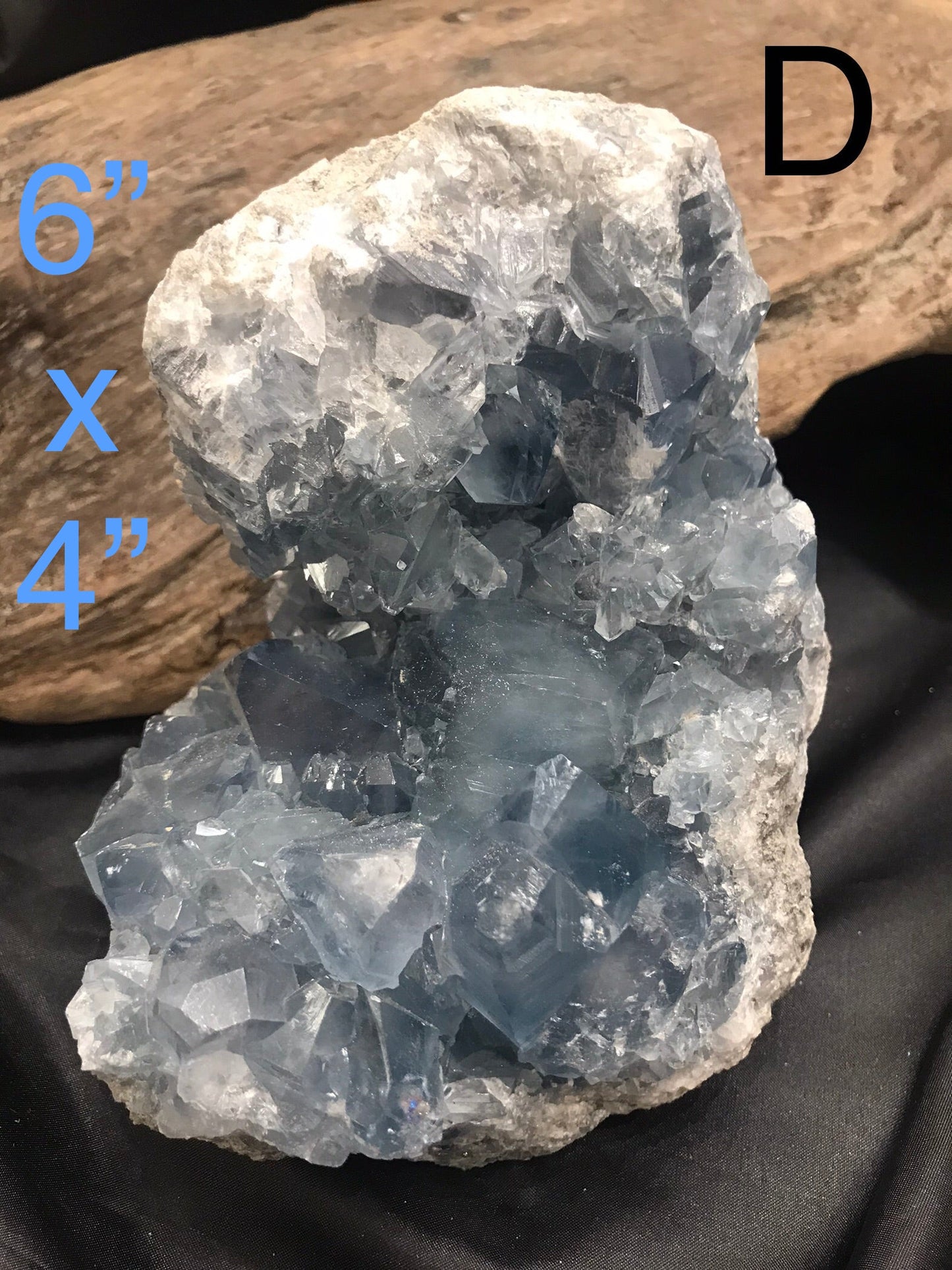 Celestite clusters