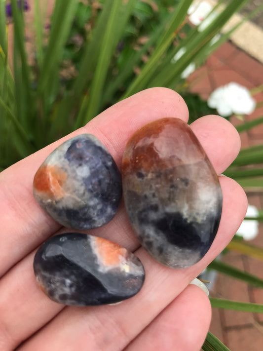 Iolite sunstone