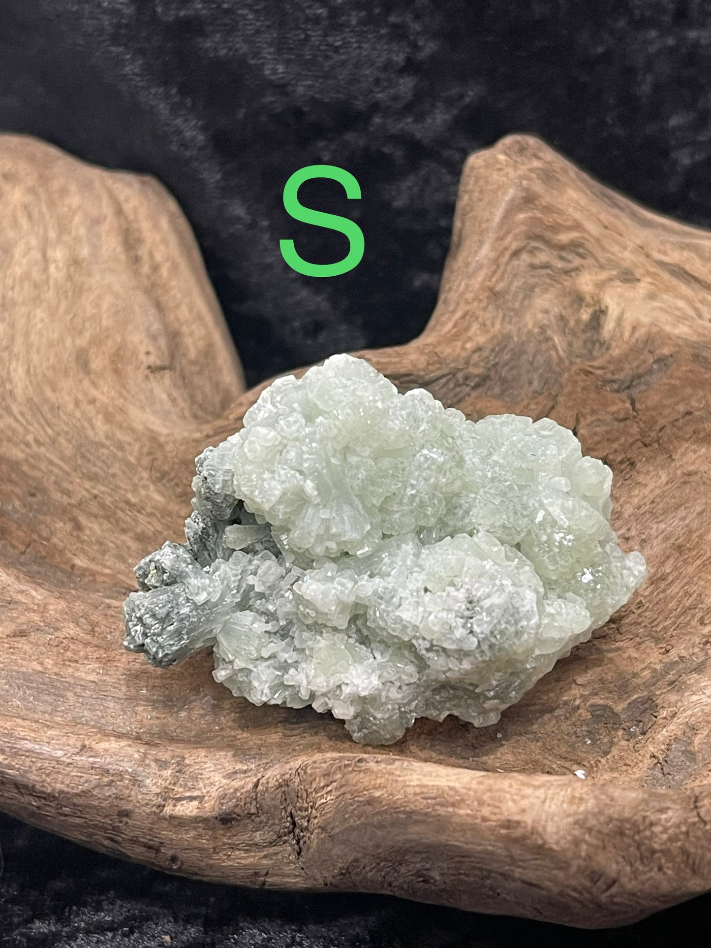 Prehnite clusters