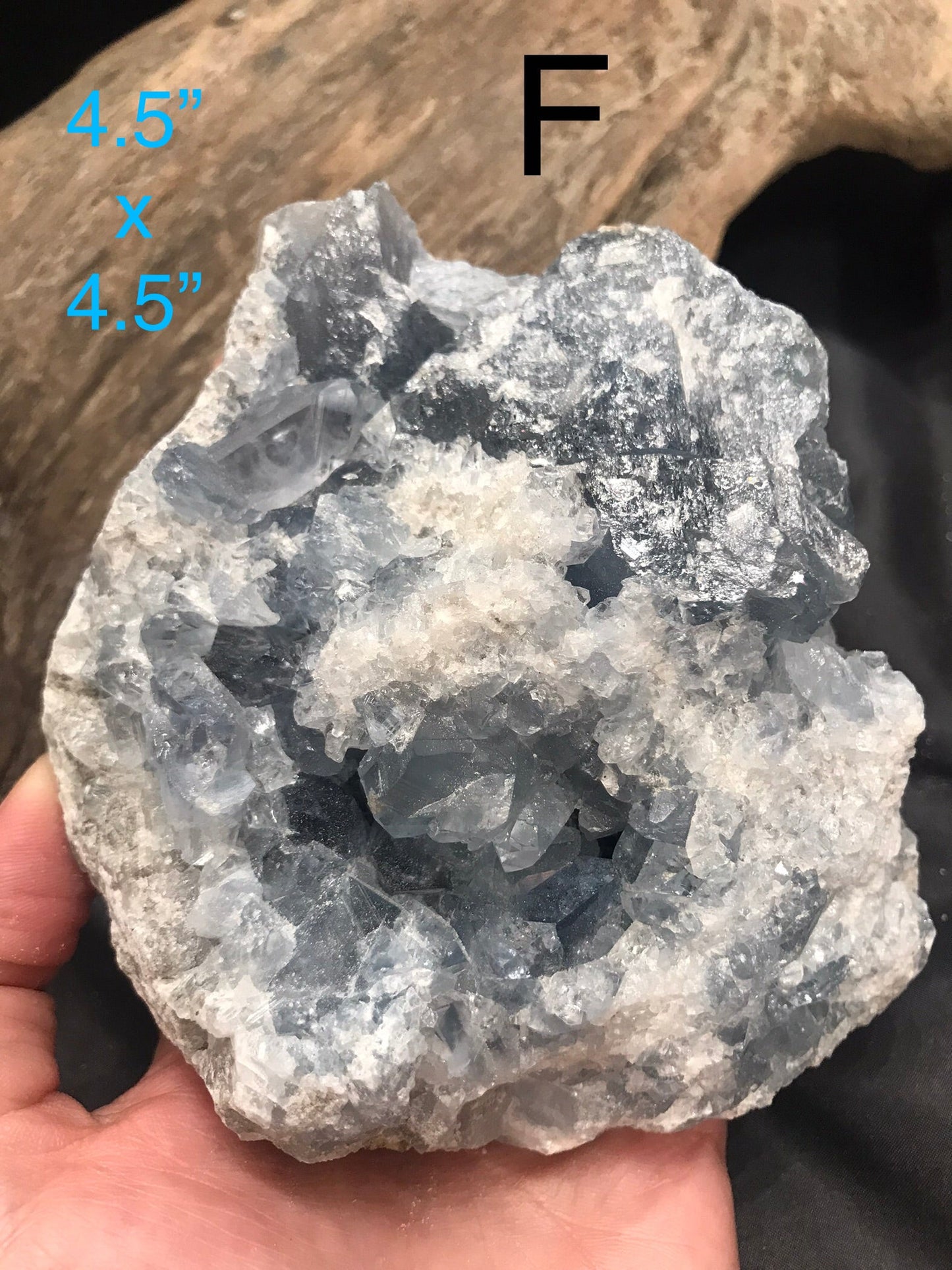 Celestite clusters