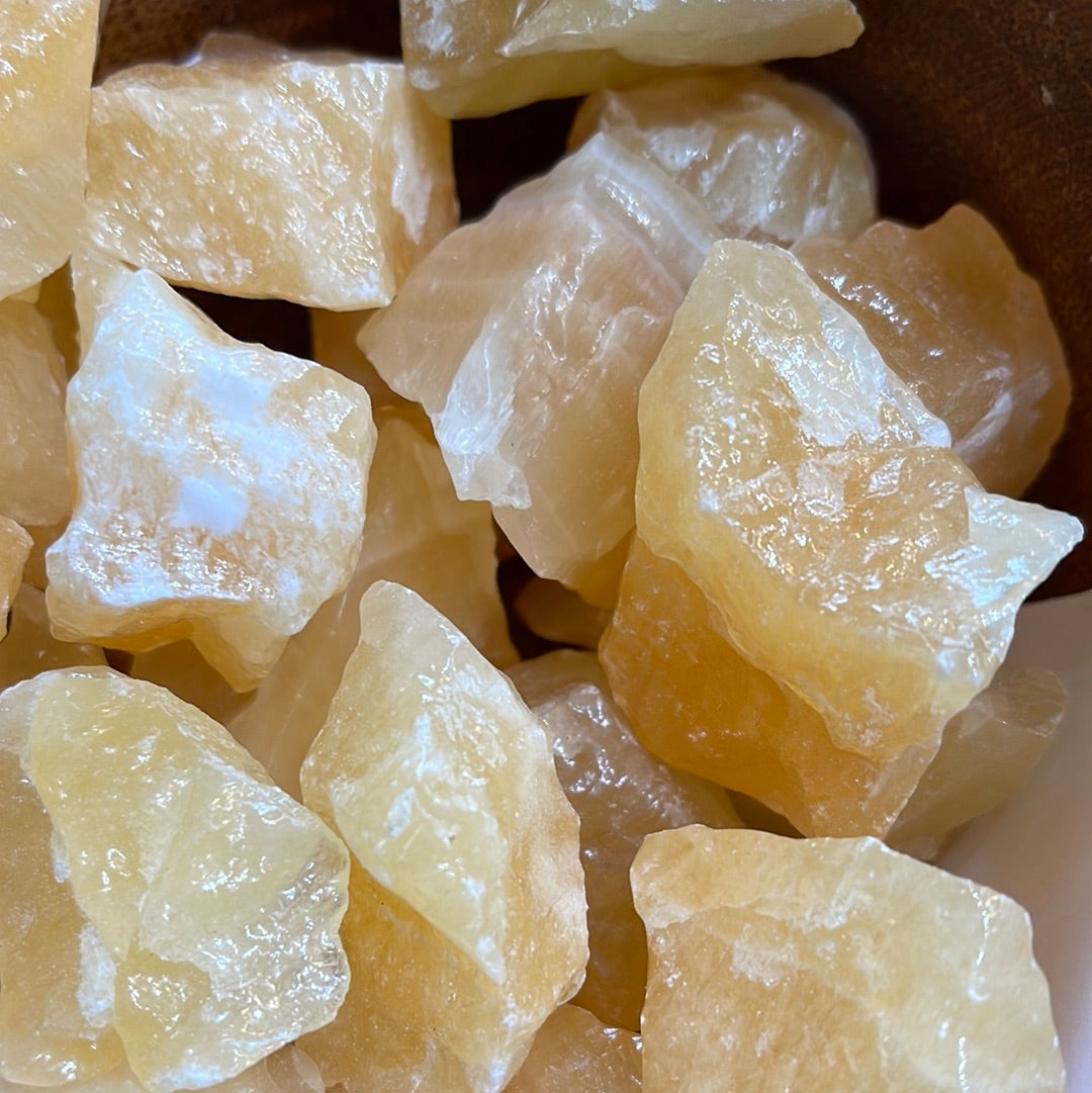 Orange calcite raw